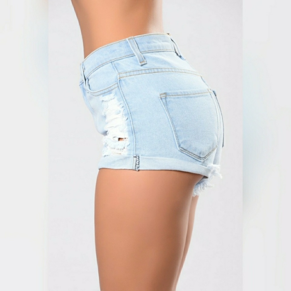 NWT High Waisted Denim Shorts - L - Picture 3 of 7